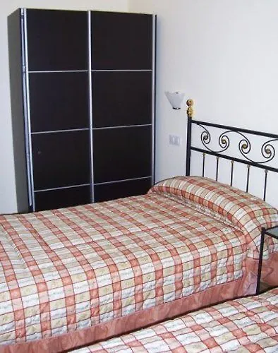 Lur Mendi Casa Rural Villa Labastida 0*,