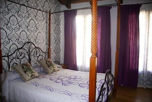Lur Mendi Casa Rural Villa Labastida 0*,