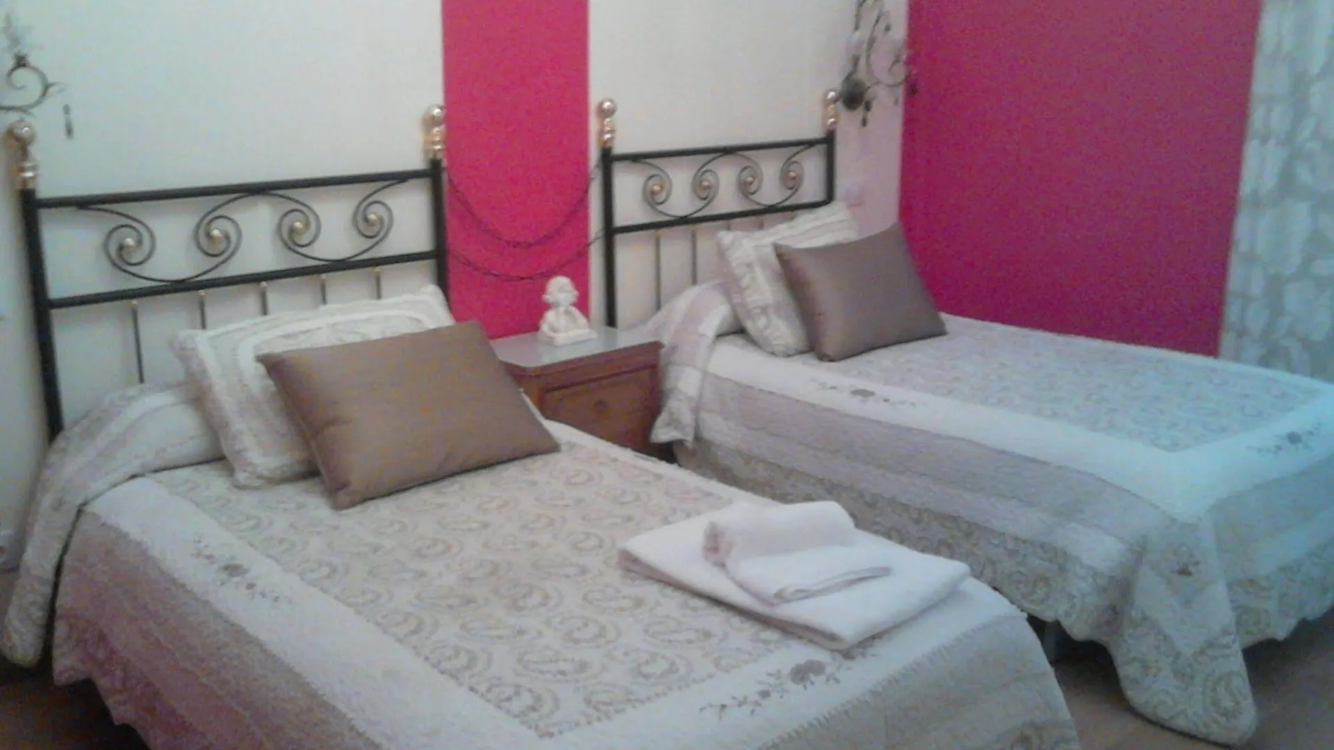 Lur Mendi Casa Rural Villa Labastida 0*,